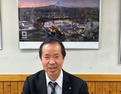 写真：経済産業部長　村松毅彦