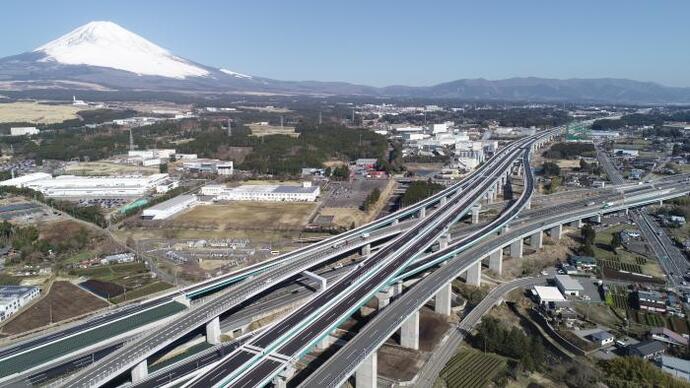 写真：新東名