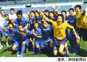 写真：サッカー少年