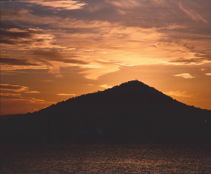 写真：夕暮れ富士