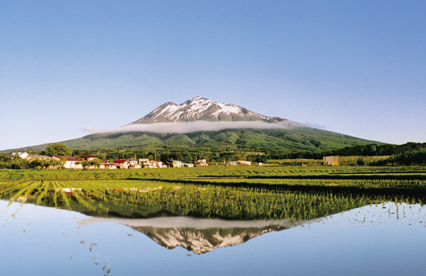 写真：津軽富士［岩木山］