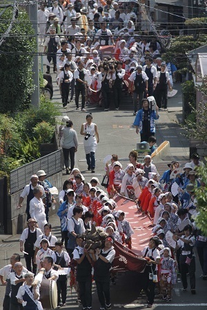 写真：焼津神社獅子木遣り