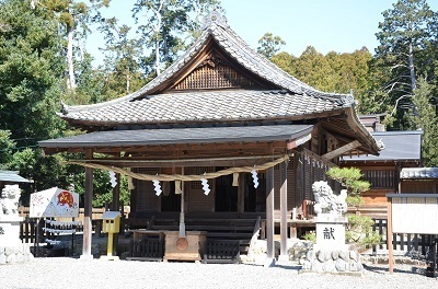 写真：天宮神社本殿及び拝殿　附棟札一枚