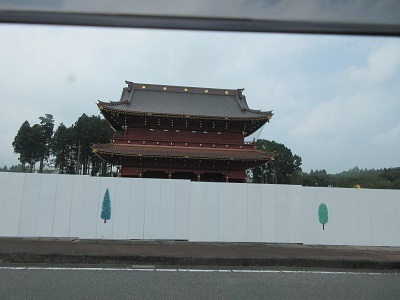 写真：大石寺三門