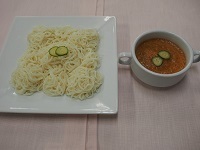 写真：トマトと野菜のそうめんつゆ