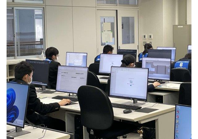 写真：機械製図CAD　総合3