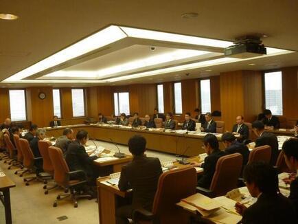 写真：審議会の様子