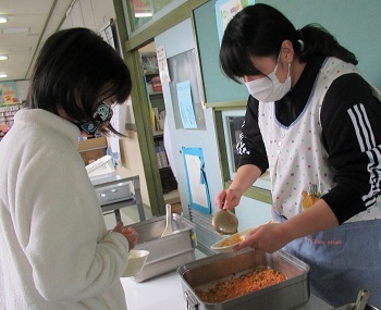 写真：給食