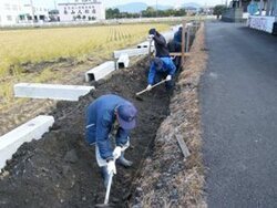 写真：水路の更新