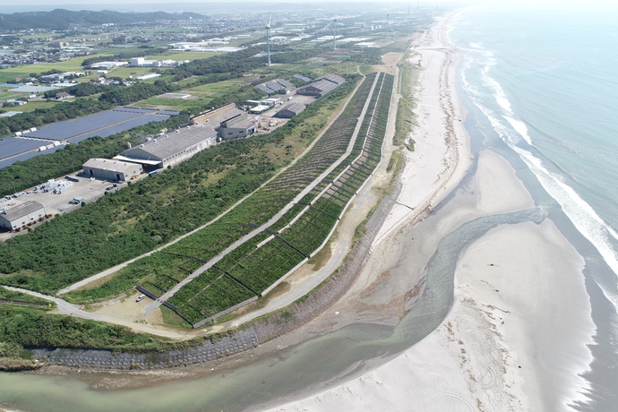 掛川市大渕森の防潮堤令和4年9月の写真