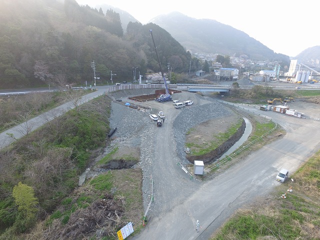 写真：配筋工事の全景