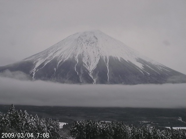 写真：富士宮から望む富士山