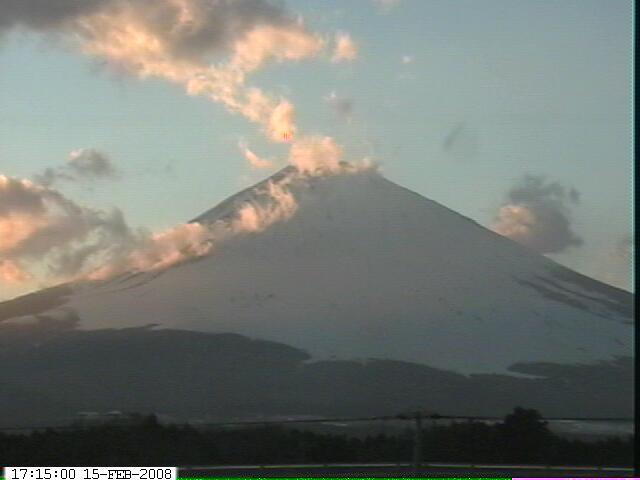 写真：御殿場から望む富士山