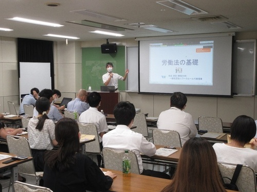 写真：労働法セミナーの様子2