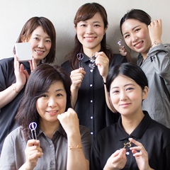 株式会社山崎製作所　集合写真