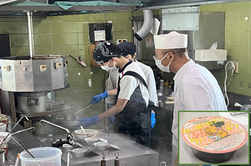 学校オリジナルのカップラーメンを制作