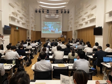 ふじのくにに住みかえる推進本部全体会の写真