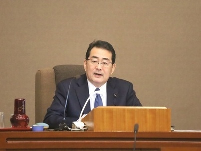 第118代静岡県議会議長　竹内良訓議員