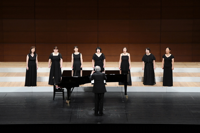 昨年度芸術祭賞を受賞したインサラータ・ヴォカーレの写真