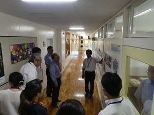 見学の様子1