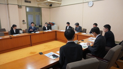 大学生との意見交換会(静岡県立大学薬学部)