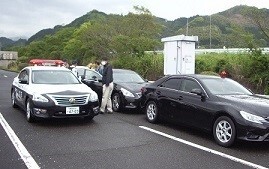 写真：自動車警ら隊の活動の様子1