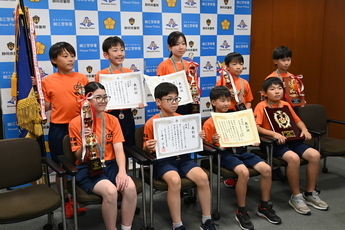 写真：令和6年6月20日　第56回交通安全子供自転車県大会優勝報告（平山小学校）