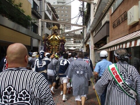 写真：令和6年7月15日と16日、来宮神社例大祭と熱海こがし祭り・ 第56回山車コンクールの雑踏警備を行いました。