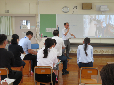 写真：掛川特別支援学校御前崎分校における不審者侵入対処訓練