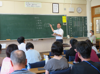 写真：R6.9.11　菊川市立加茂小学校における不審者侵入対処訓練