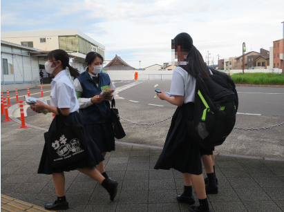 写真：R6.9.24　「鍵かけ被害防止」広報キャンペーン（JR菊川駅南口付近）