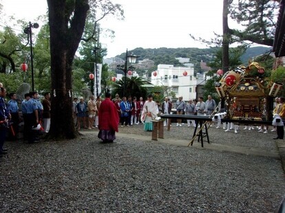 写真：令和6年10月6日、湯前神社例大祭の雑踏警備を行いました。