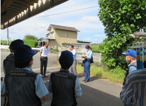 R6.10.11　通学自転車の防犯診断（菊川市立菊川東中学校）